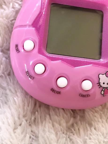 Tamagotchi hello kitty, 
