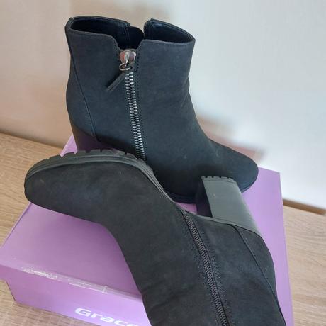 Kotnikove čižmy, deichmann,39