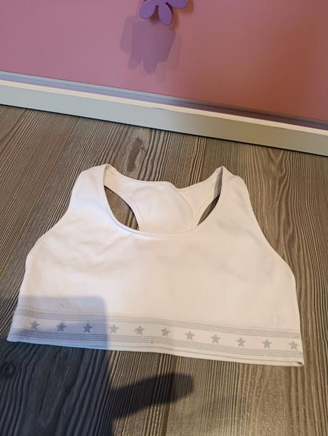 Dievčenská podprsenka 2 ks za 3 eur, f&f,146