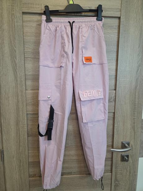 Šuštiakové nohavice, 164