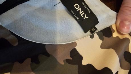 Šatt mini kamuflážové maskáčové šaty, only,s