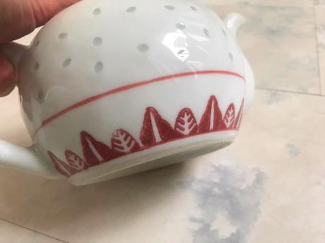 Porcelánová vianočná konvica na čaj, 