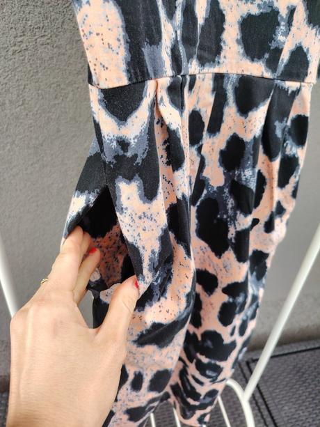 Vzorované šaty asos, xs