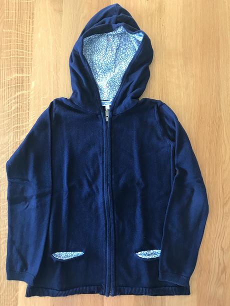 Jacadi tmavomodrý sever s kvetinovou kapucňou, jacadi,140