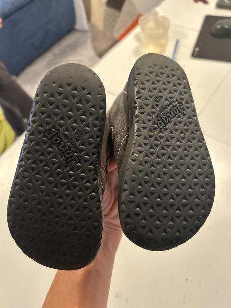 Jonas barefoot, jonap,26