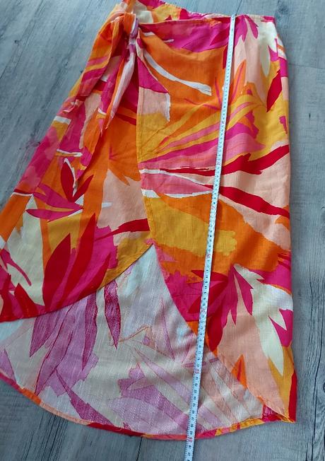 Zavinovacia sukňa, c&a,40