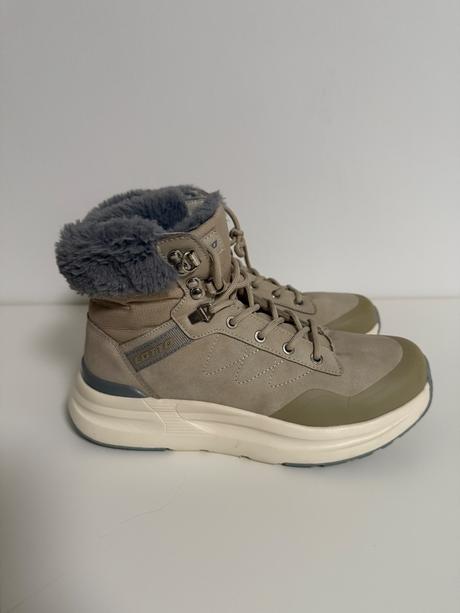 Zimne topanky, lotto,38