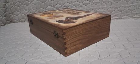 Veľká drevená šperkovnica, 