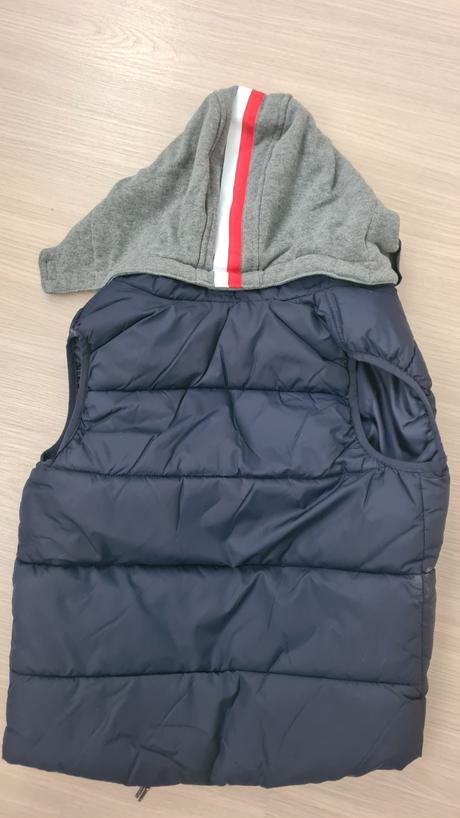 Zateplená prechodná vesta, h&m,134