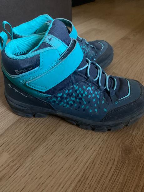 Dievcenske topanky, quechua,33