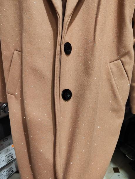 Kabátik krásny s kamienkami, m / s