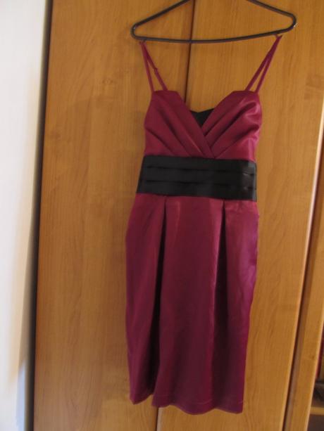 Krátke spoločenské šaty, s