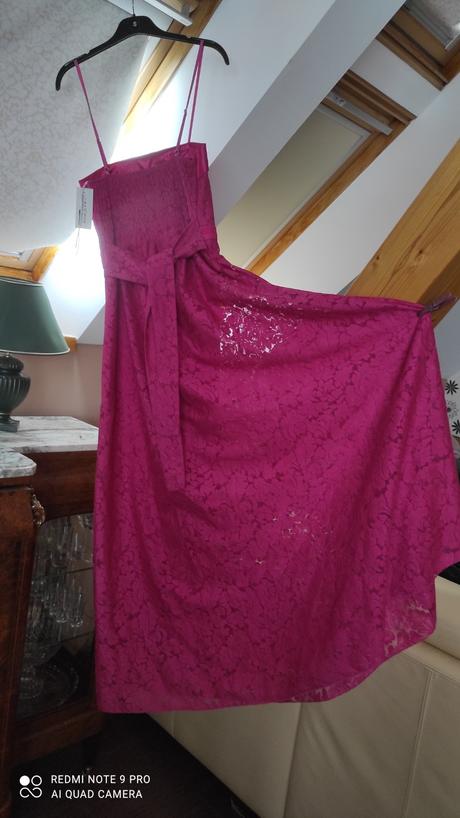 Krásné nové šaty, 