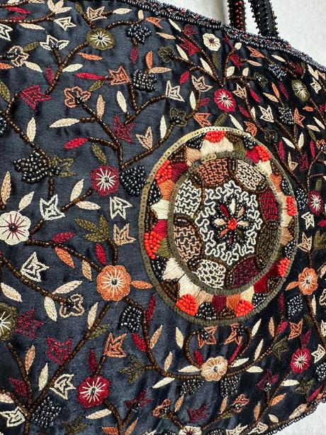 Kabelka ručne vyšívaná hodváb,