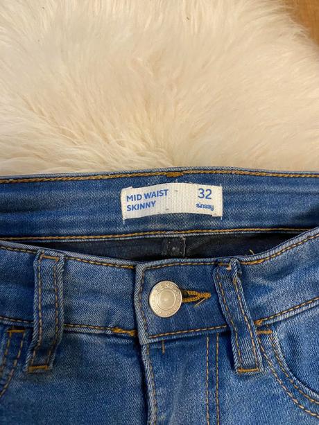 Makkulinké elasticke riflicky top stav, sinsay,32