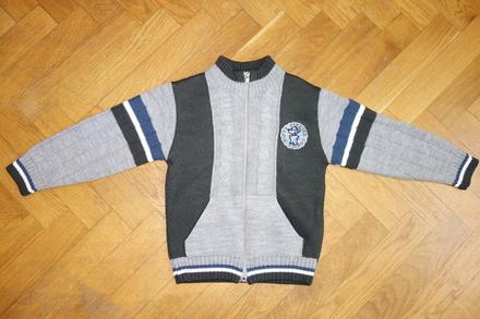 Sveter na zips na 4 roky, 104