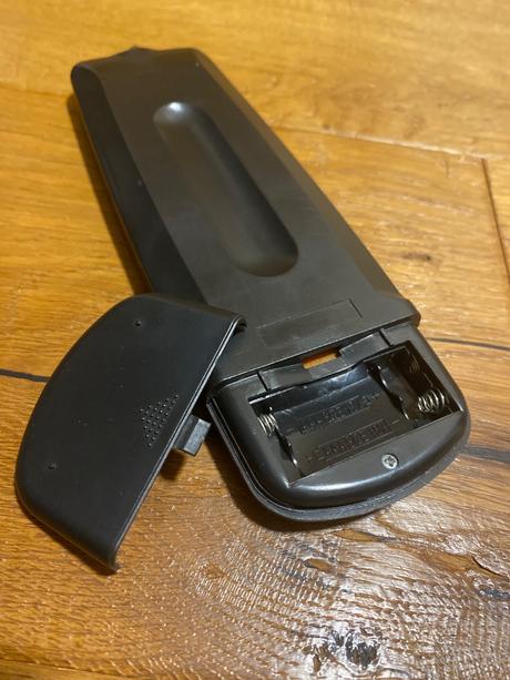 Urc22b - univerzálny diaľkový ovládač,