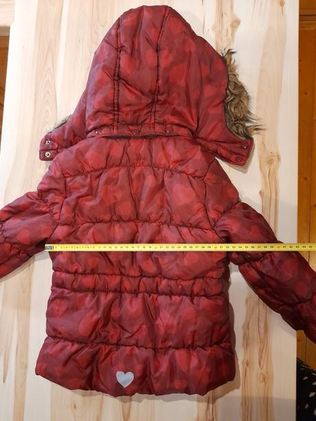 Teplá bunda so srdiečkami, lupilu,110