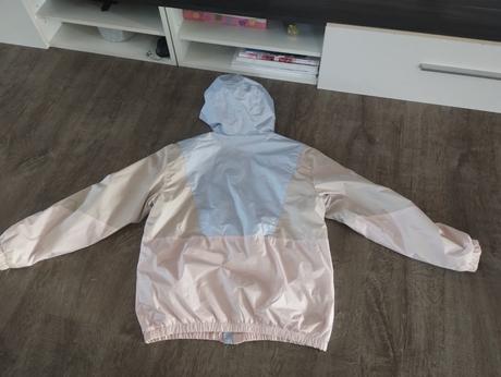 Prechodná vetrovka, takko,158