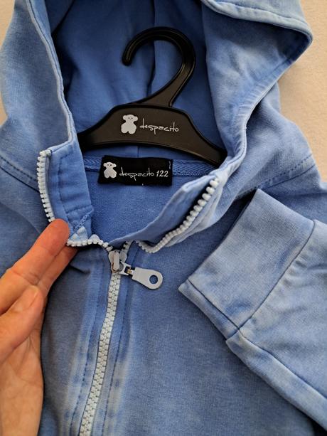 Svetlomodra sprata mikina despcito 122, 122