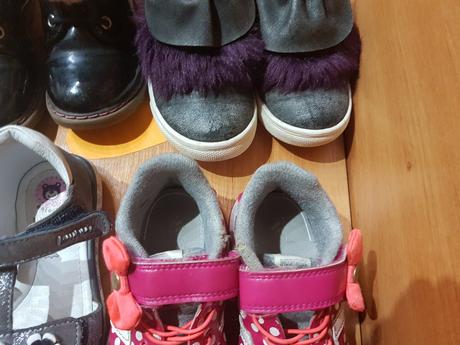 Topanky velkosti 26, 4 kusy, 26