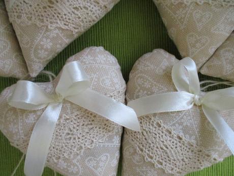 Vyparádené srdiečka s levanduľou,