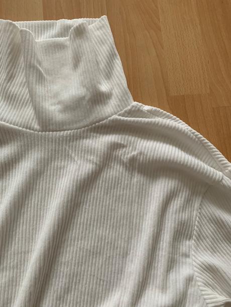 Crop top rolák, bershka,m