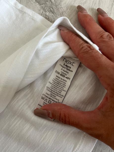 Trička next, next,104