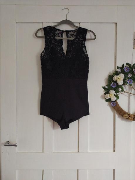 Krásny krátky overal, 38