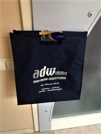 Nákupná taška s drevenými rúčkami,