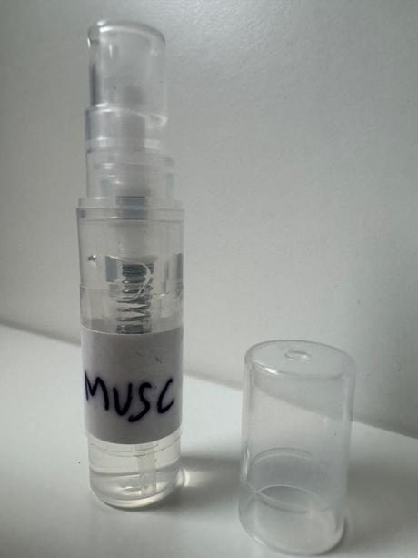 Ella k - musc k vzorka niche unisex,