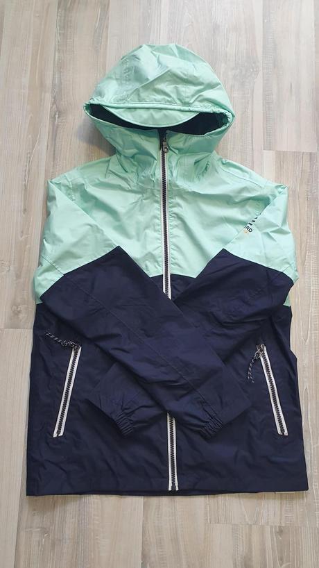 Nová bunda do dažďa, decathlon,146