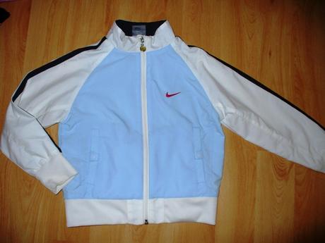 Vetrovka, nike,116
