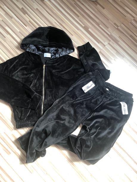 Lola bianca štýlová uni velurova suprava,