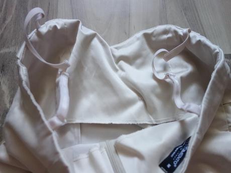 Dámske spoločenské šaty, m