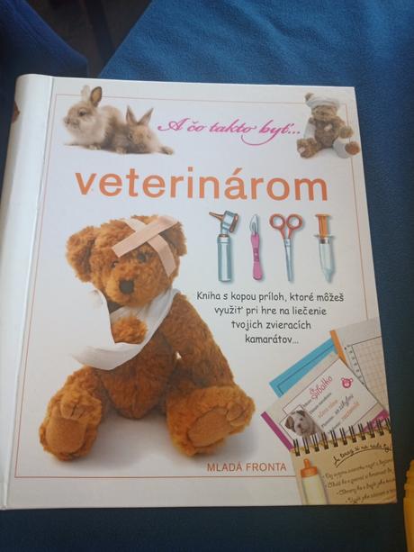 Veterinárna ambulancia. kniha, psík, box, 