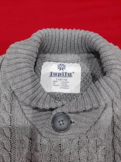 Svetrík, lupilu,110
