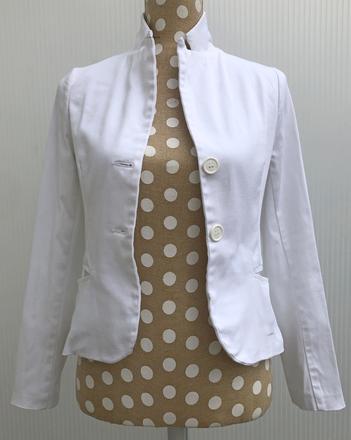 Biele plátené sako, 36