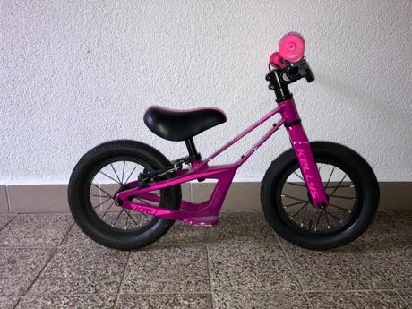 Kellys kiru s brzdou, kellys