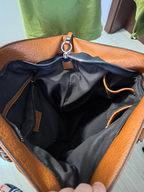 Velka kabelka bata, baťa