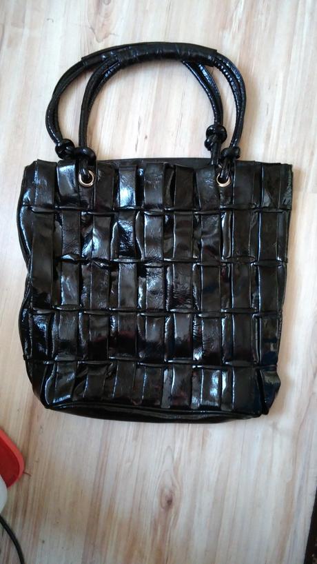 Kabelka veľká čierna,