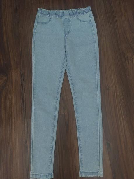 Dievčenské rifle džegíny, 152