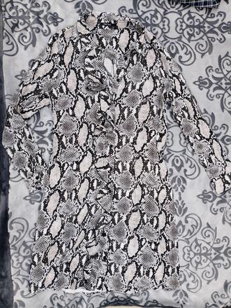 Marc aurel krásne dámske šaty s volánom, l