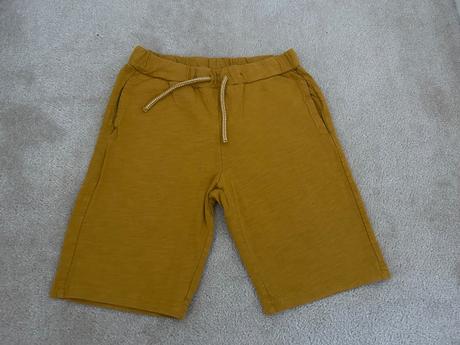 Tenke sortky top stav, lindex,122