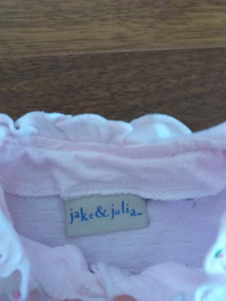 Dievcenska letna bluzka, 62