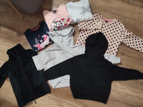 Dievčenské mikiny, 122