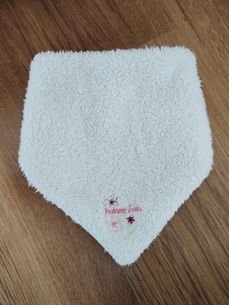 Šatôčka na krk, topomini