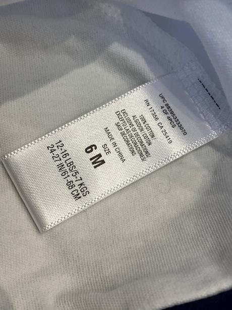 Chlapčenská čiapka bielo tmavomodrá, 68