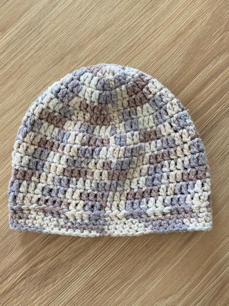 Krásna platená čiapka (cca 4 - 6 mesiacov), 68