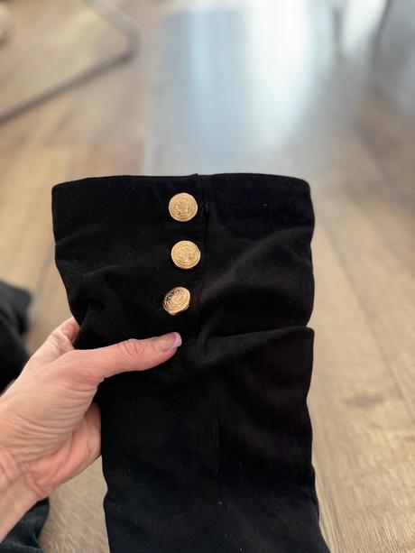 Čierne čižmičky, 38